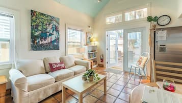 House (1 Bedroom) | Front of property