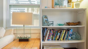 House (1 Bedroom) | Interior - Casita de Catherine by Avantstay 1 Block to Duval St w/ Hot Tub! (Key West)