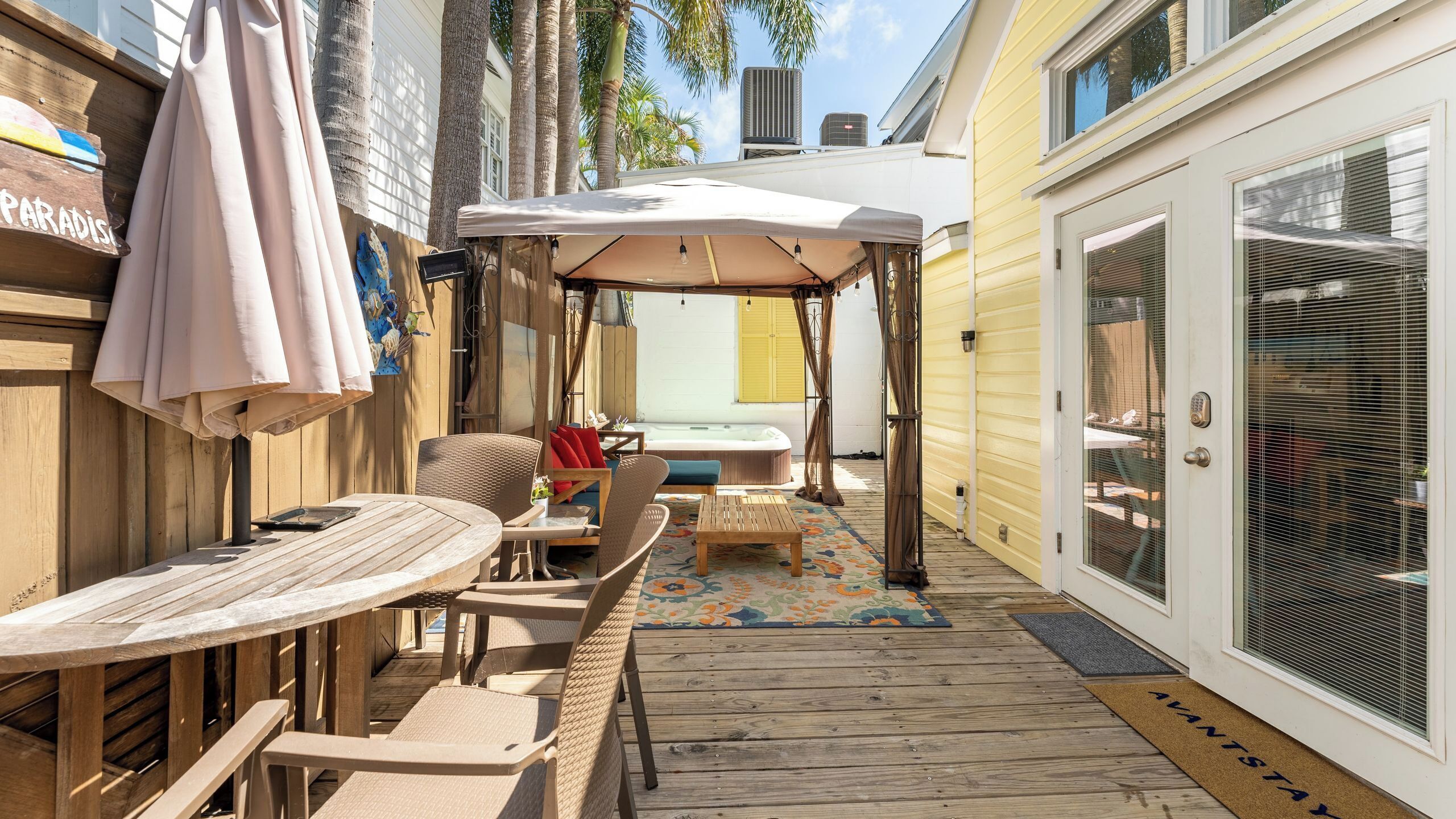 House (1 Bedroom) | Interior