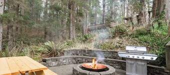 Seagrove by Avantstay Treetop Haven w/ Coastal Views