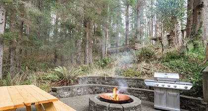 Seagrove by Avantstay Treetop Haven w/ Coastal Views