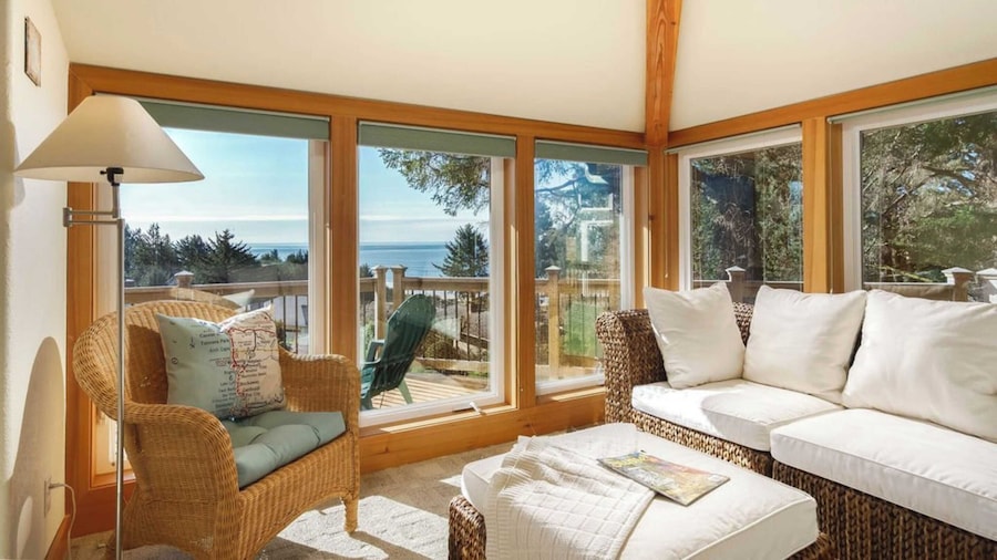 Coastal Getaway in Manzanita w Fire Pit, Guest House & Views Seagrove by Avantstay