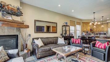 Rumah (4 Bedrooms) | Interior