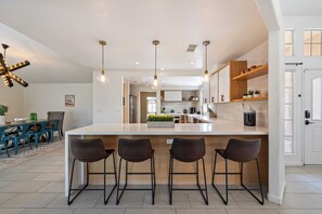 Maison (5 Bedrooms) | Intérieur