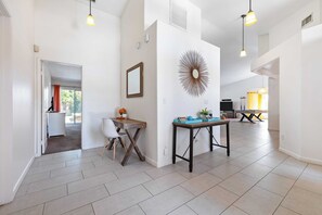 Maison (5 Bedrooms) | Intérieur