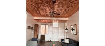 Animas Art House