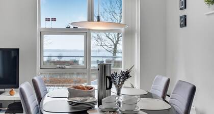 3 bedroom amazing home in Mariager