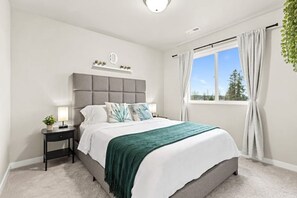 4 chambres, bureau, lit parapluie, Wi-Fi gratuit