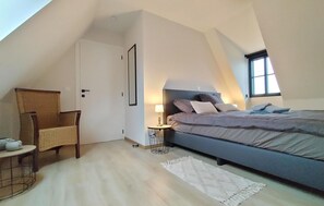 3 slaapkamers, reisbedje, gratis wifi, beddengoed