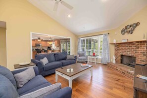 Smart TV - Better Lake than Never/ 3 bedroom W/ Boat Options! (Boydton)