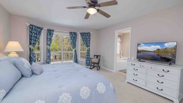 4 chambres, bureau, Wi-Fi, draps fournis