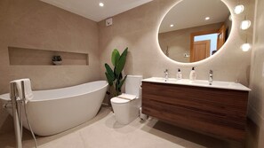 Een bad, een haardroger