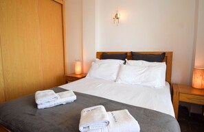2 bedrooms, in-room safe, iron/ironing board, free WiFi - Ref: 261 Apartment in Carvajal with big terrace and lovely sea views (Fuengirola)