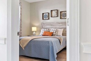 1 غرفة نوم ومكواة/لوح كي وواي فاي مجانًا وملاءات أسرّة