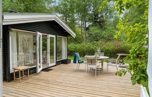 Amazing home in Rørvig with kitchen