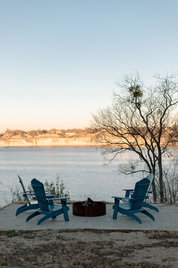 Lake - Whitney Ridge Resort (Clifton)