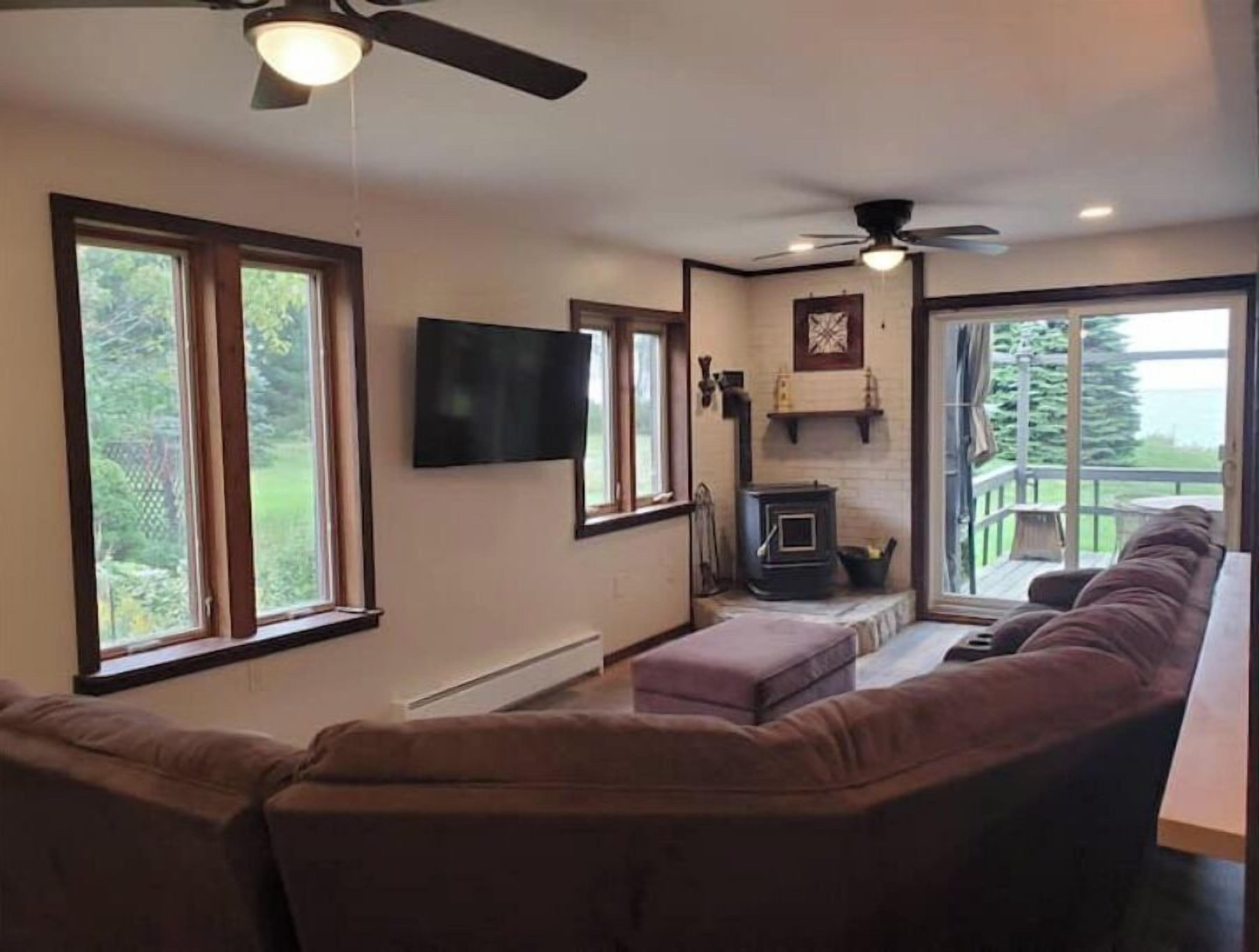 Smart TV, DVD player