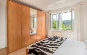 1 chambre, Wi-Fi gratuit, draps fournis