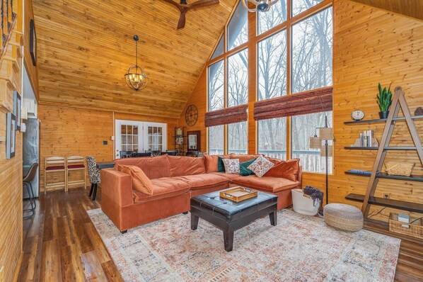 Smart TV, fireplace, offices