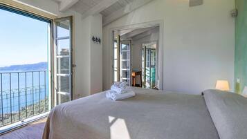 3 camere, ferro/asse da stiro, culla da viaggio, Wi-Fi gratuito