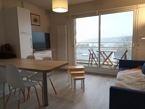 Living area - 664 - T2 with view, in the heart of Erquy (ERQUY)
