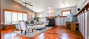 Spacious Central San Jose SFH 3BR w/crib Free park