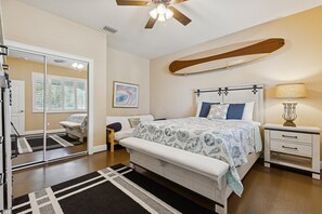 4 bedrooms, iron/ironing board, travel cot, free WiFi