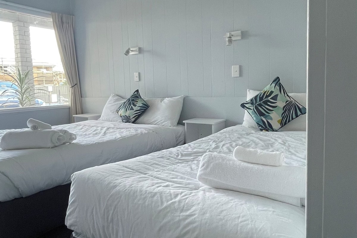 Kamar Double Deluks | Setrika/meja setrika, Wi-Fi gratis, dan seprai linen