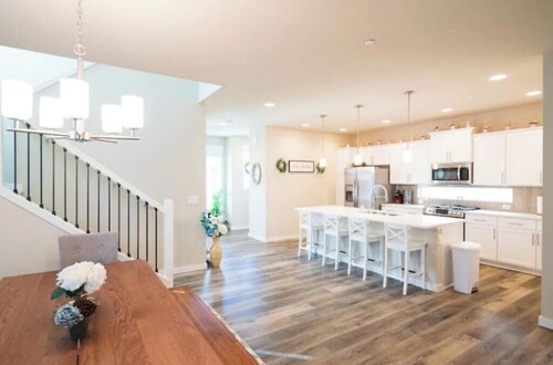 Q House in South Hill, Puyallup - 5 BR/2.5 Bath