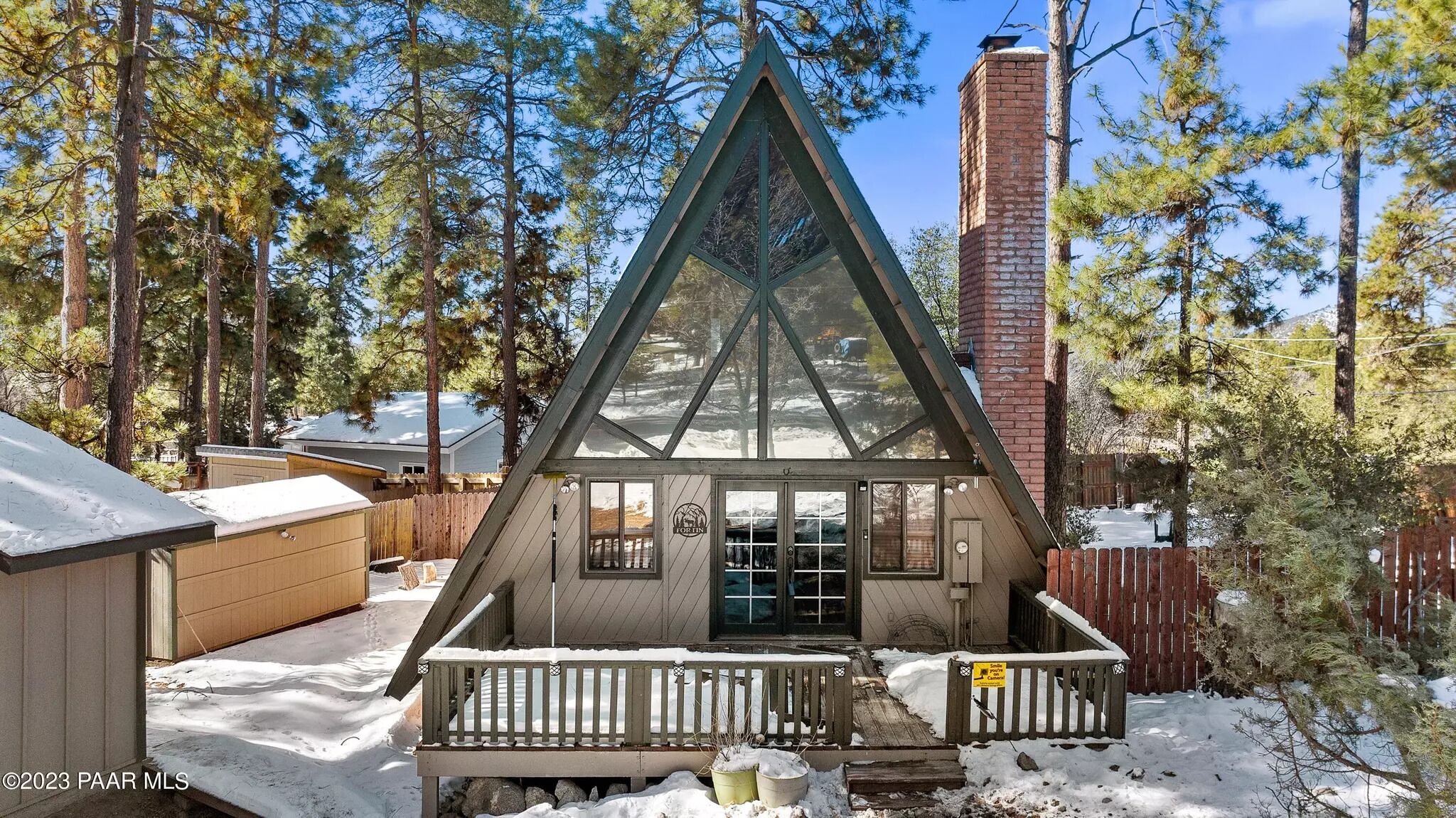 New Listing - Cozy A-Frame cabin in adorable Mt neighborhood just 12 min to DT!!