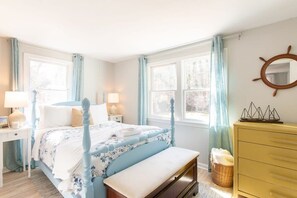 4 dormitorios, tabla de planchar con plancha, wifi y ropa de cama