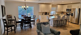 Jasper Villa - Pool & Hot Tub. Beach supplies and a home with all the amenities!