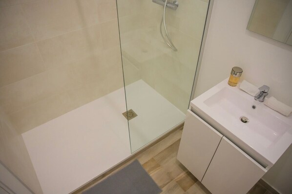 Dusche