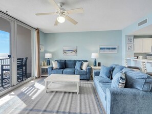 Unclassified image, 2 of 26, button