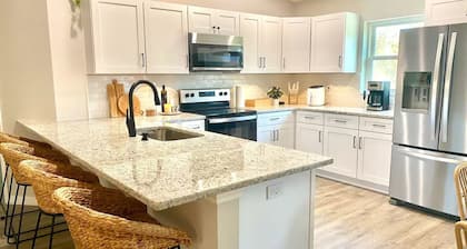 Waterfront Retreat with Community Private Dock – Pet-Friendly!