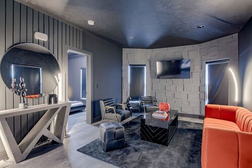 Elegant  Black  Modern  Getaway