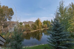 Property grounds - Aspen Retreat Near Targhee - Hikes & Wildlife Views. (Driggs)