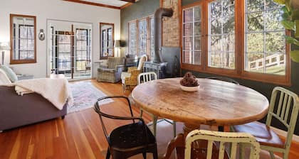 Soak & Stay | Michiana Cabin w/ Hot Tub –