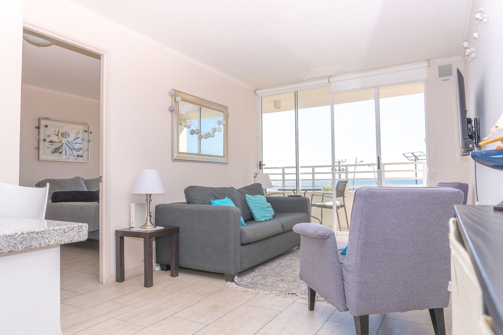 Smart TV, music library