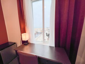 Classic Room | Free WiFi, bed sheets