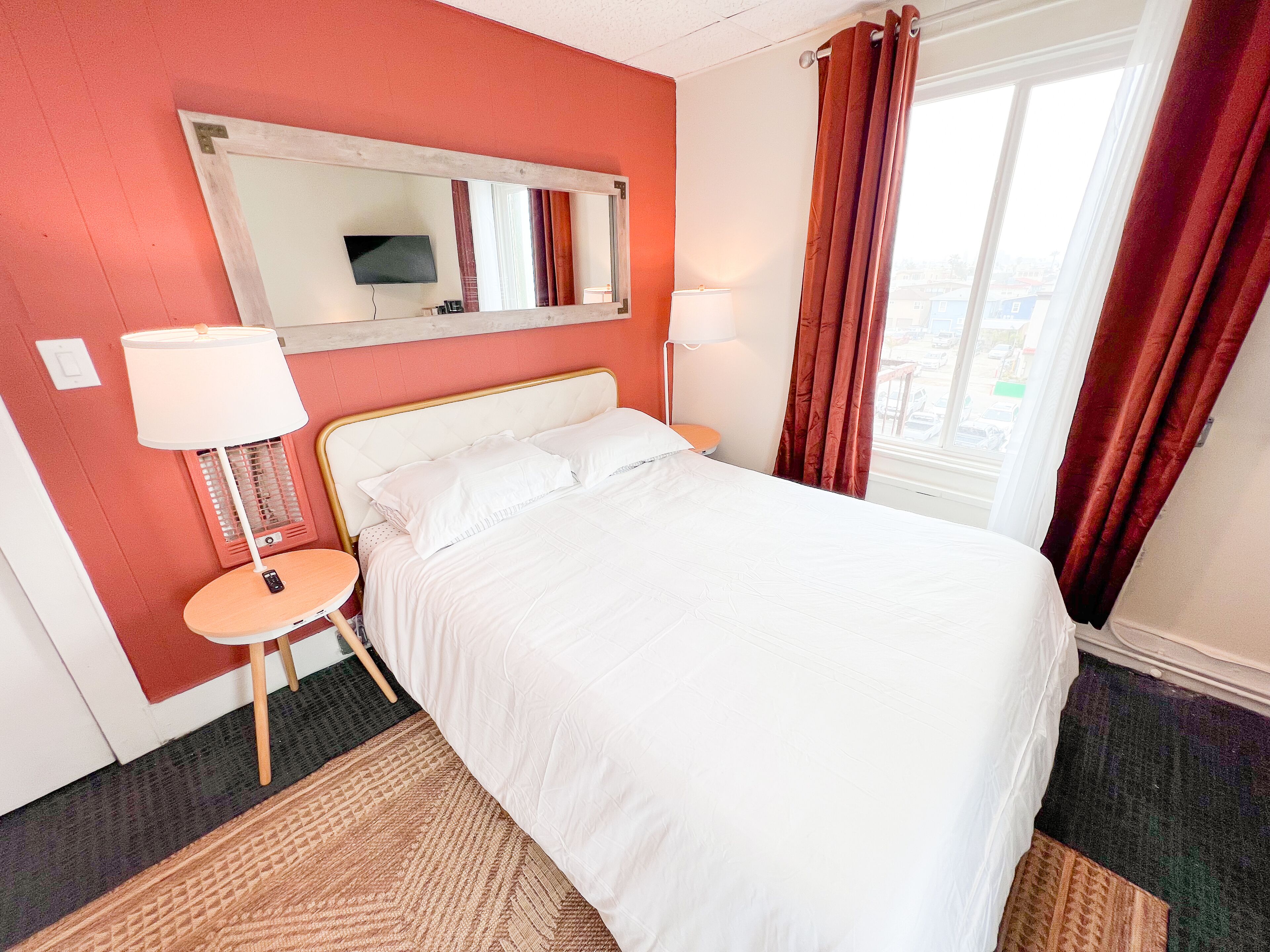 Chambre Confort | Wi-Fi gratuit, draps fournis
