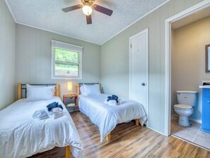 2 quartos, Wi-Fi de cortesia, roupa de cama