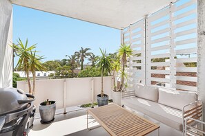 Property grounds - Bellevue Hill Designer, Beaches, City & Views (Bellevue Hill)