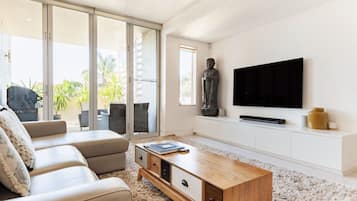 Smart TV, video games, books, stereo