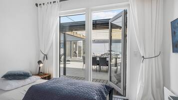 6 bedrooms, free WiFi