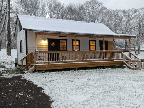 The Barn at Orchard's Edge - Event Center