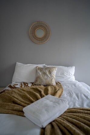 2 chambres, fer et planche à repasser, Wi-Fi, literie fournie