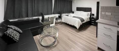 Iron/ironing board, WiFi, bed sheets