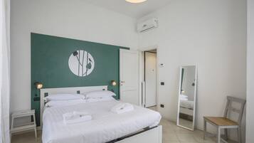 1 Schlafzimmer, BĂŒgeleisen/BĂŒgelbrett, WLAN, BettwĂ€sche