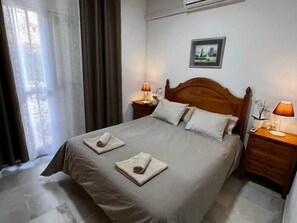 2 Schlafzimmer, Bügeleisen/Bügelbrett, Internetzugang, Bettwäsche